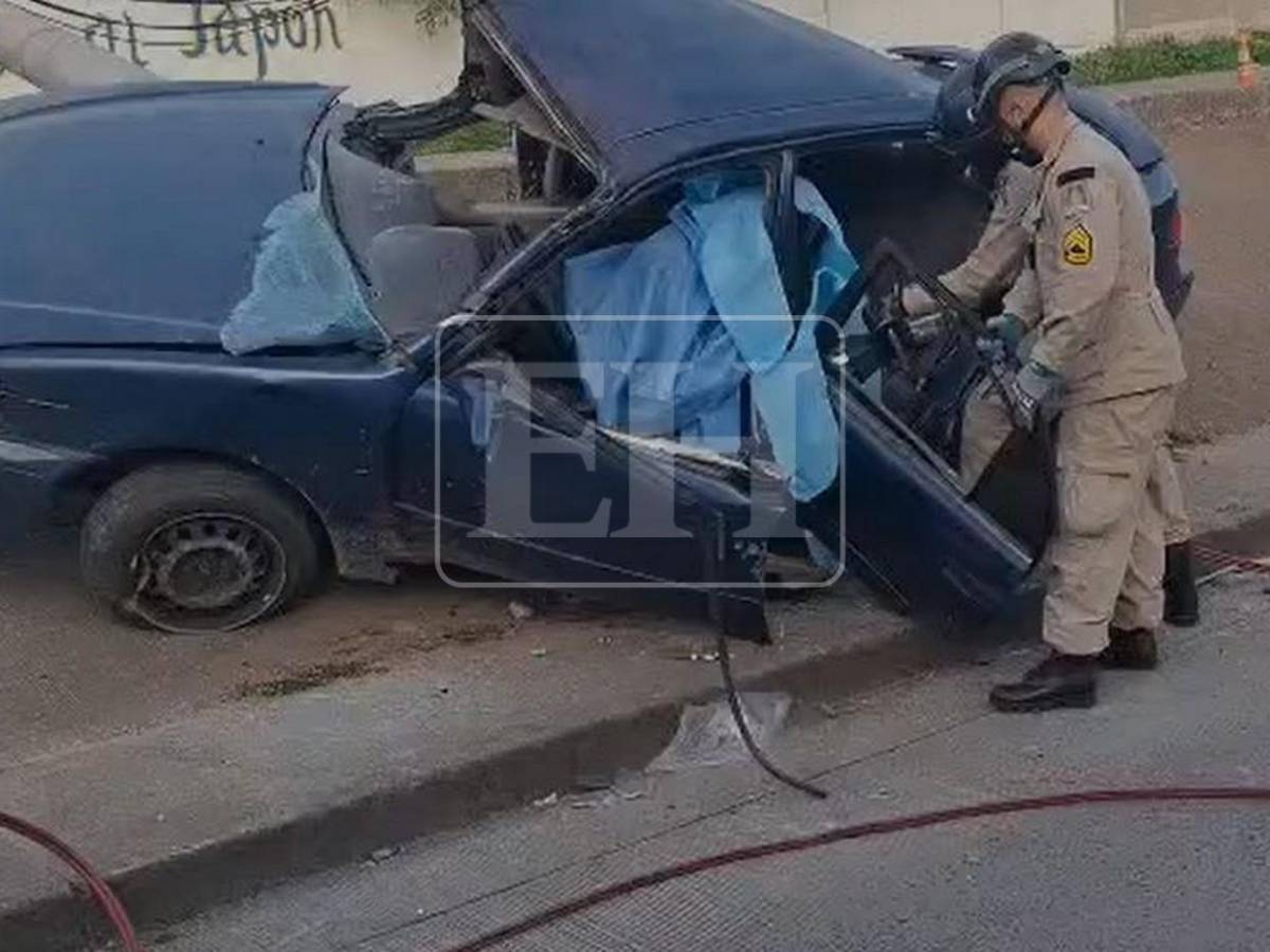 Partió el carro en dos: accidente en anillo periférico donde murió una mujer