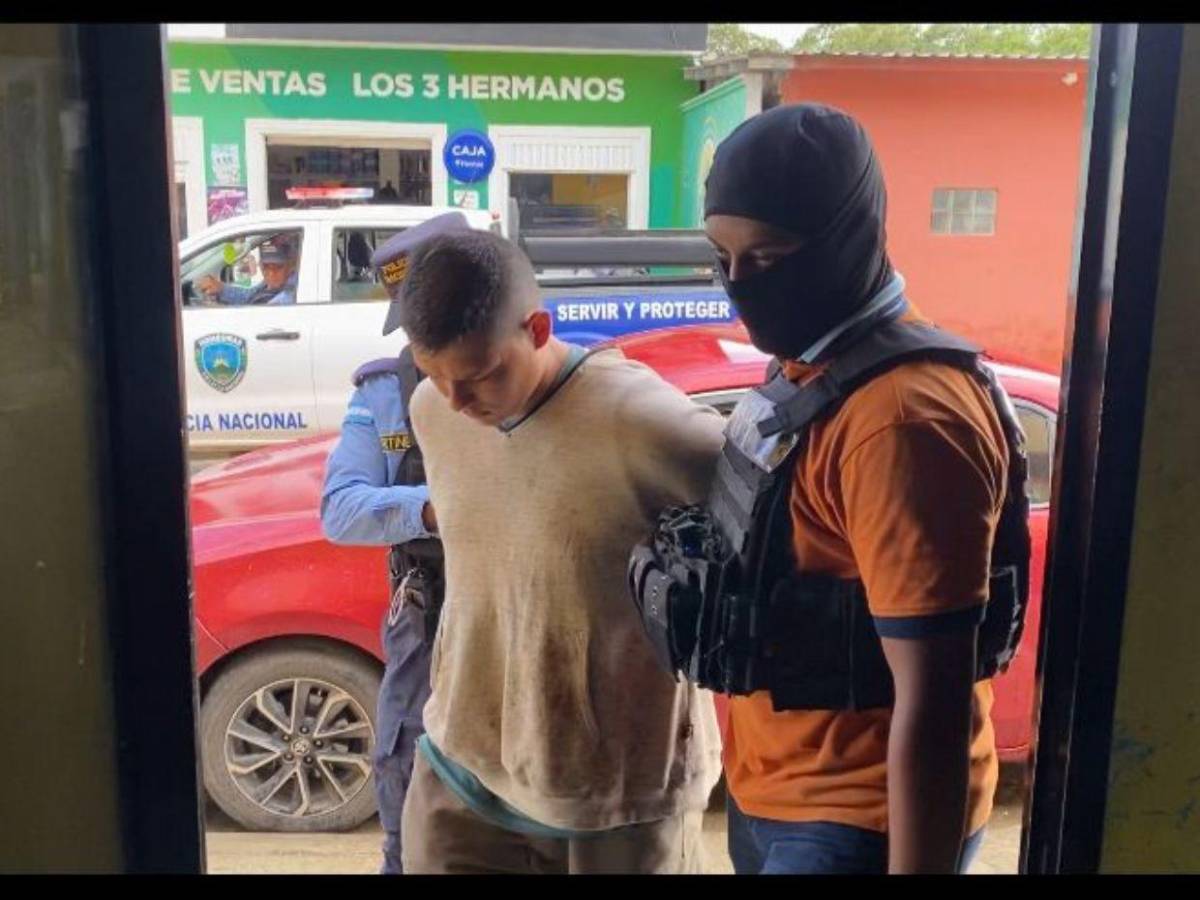 ¿De qué delitos acusarán a Joel Zelaya, hombre que mató a sus padres y sobrino?