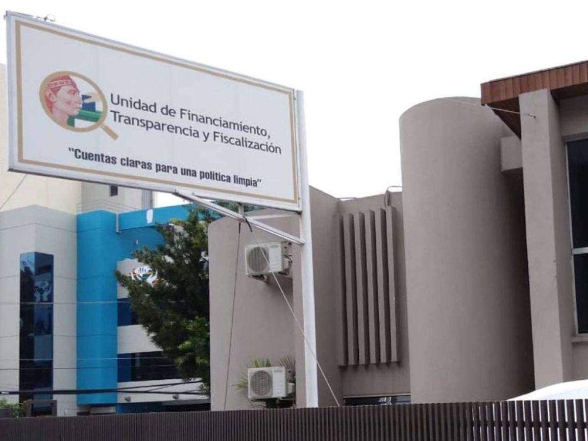 Citan a precandidatos presidenciales a rendir cuentas de sus campañas políticas