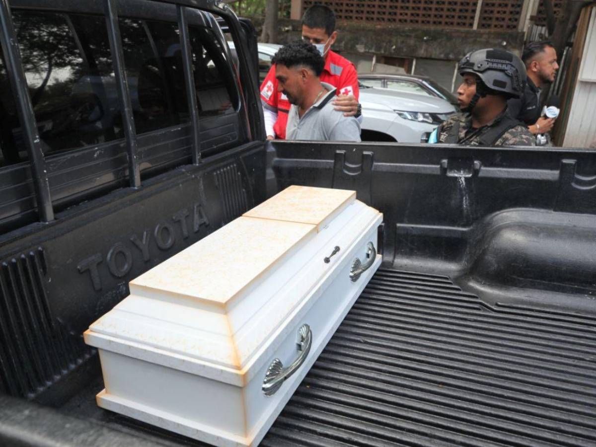 “A mi sobrino le sacaron los ojos... hoy matan a mi hijo”: padre de menor asesinado en Marcala