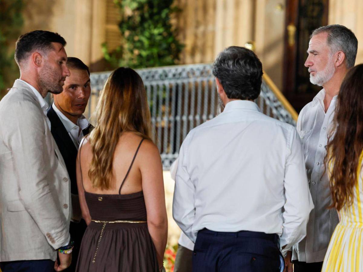 La princesa Leonor y la infanta Sofía, anfitrionas de recepción en Mallorca
