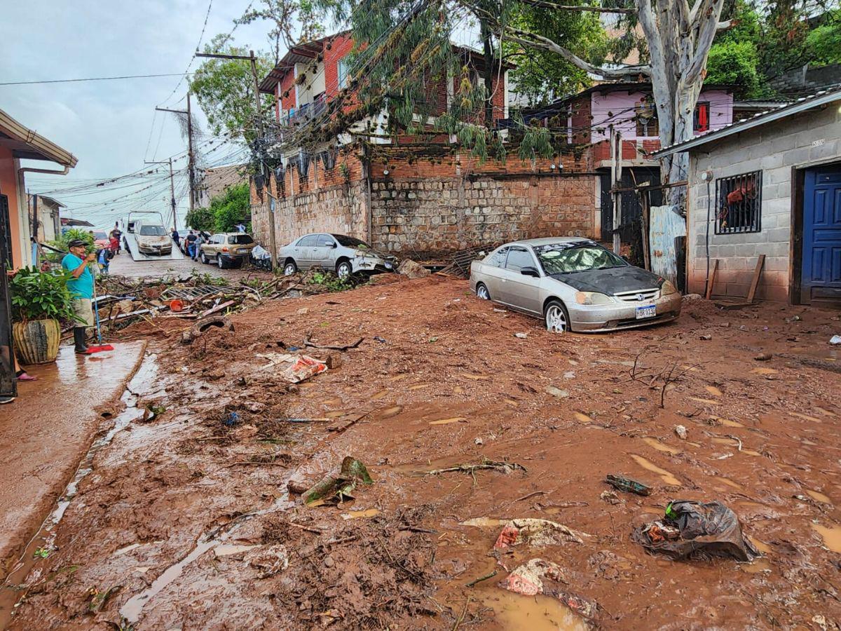 Lluvias siguen provocando daños en las colonias capitalinas