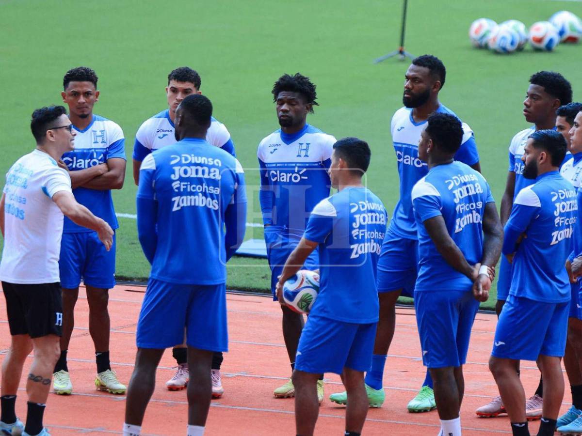 Niño llora al conocer jugador, catrachos montan carnaval y... ¿quién es la bella periodista?