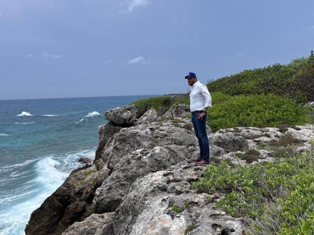 Ejecutivo en contradicciones por edificación de cárcel en Islas del Cisne