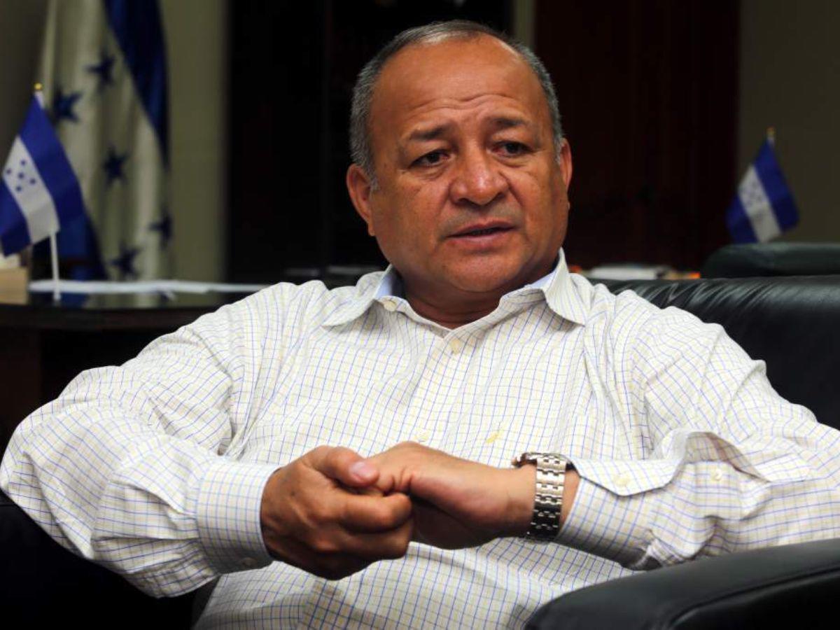 Pacheco Tinoco le facilitó información de inteligencia, asegura Fabio Lobo