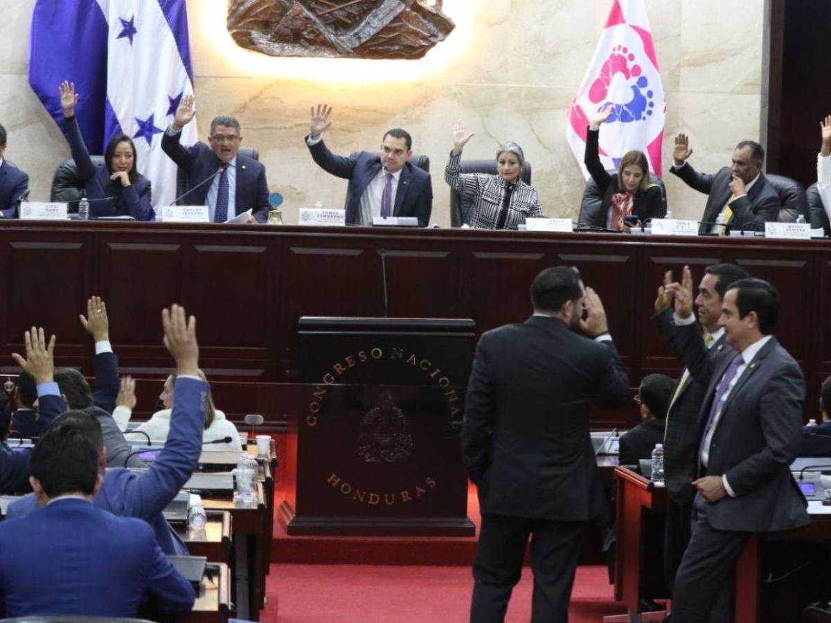 ¿Operaciones gratis? Las medidas que aplicará el gobierno tras emergencia en salud