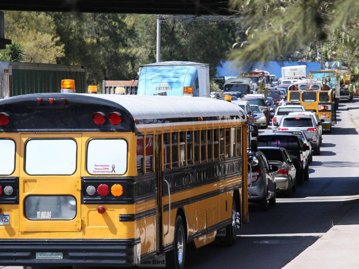 Tráfico infernal en la salida al sur: casi 10 horas de congestionamiento vial