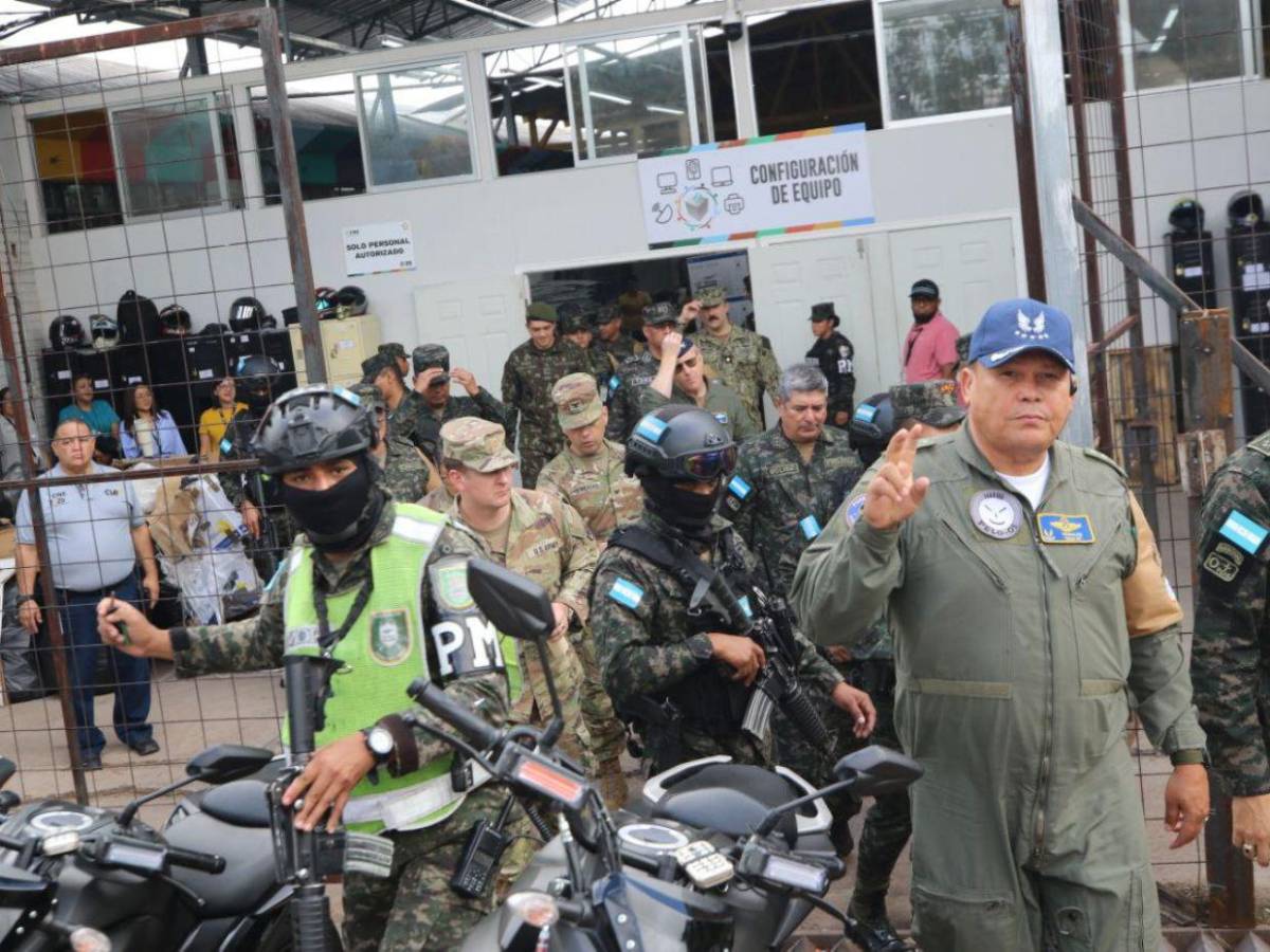 Militares de Estados Unidos y Brasil hacen recorrido por el CLE y se reúnen con Roosevelt Hernández