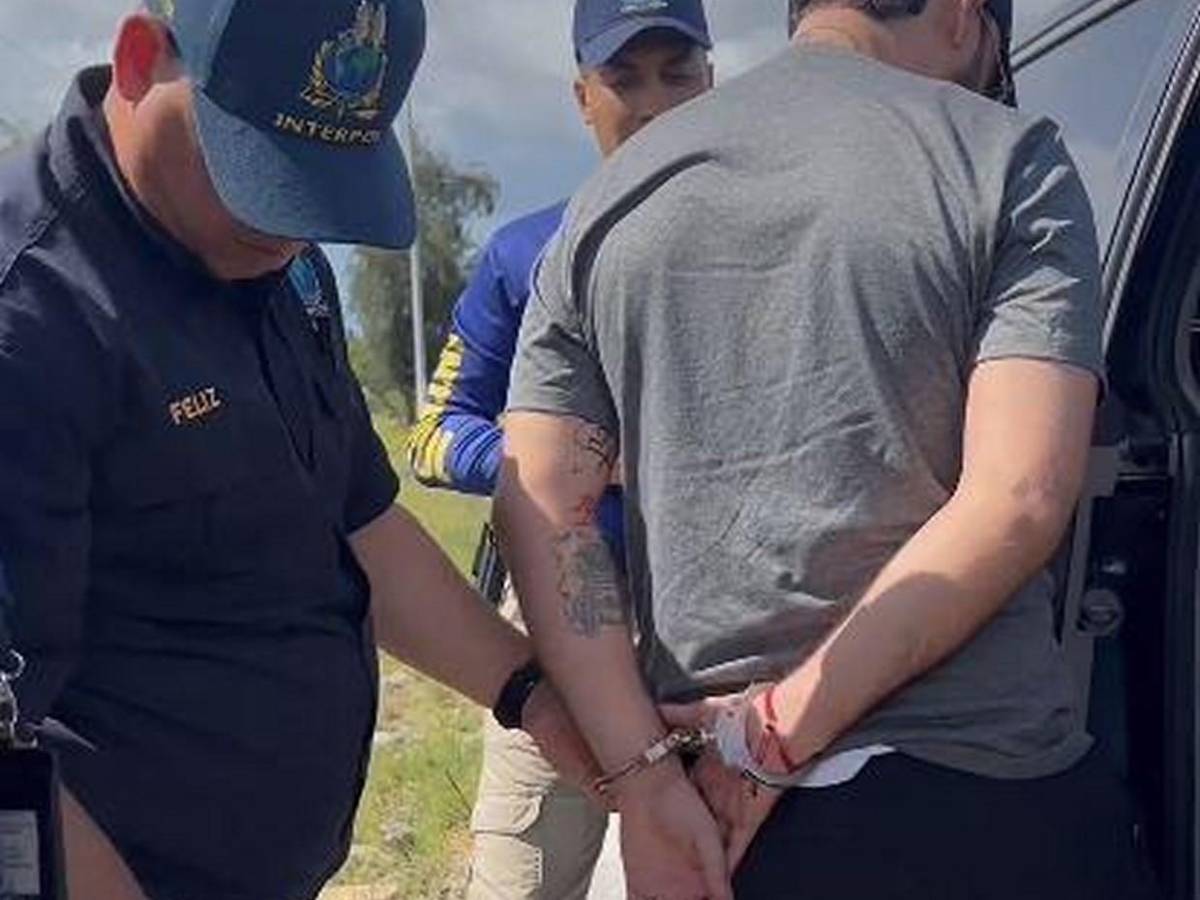 Gilbert Reyes a tercera evaluación mental por crimen en Roatán, ¿estrategia de Plutarco Ruiz?