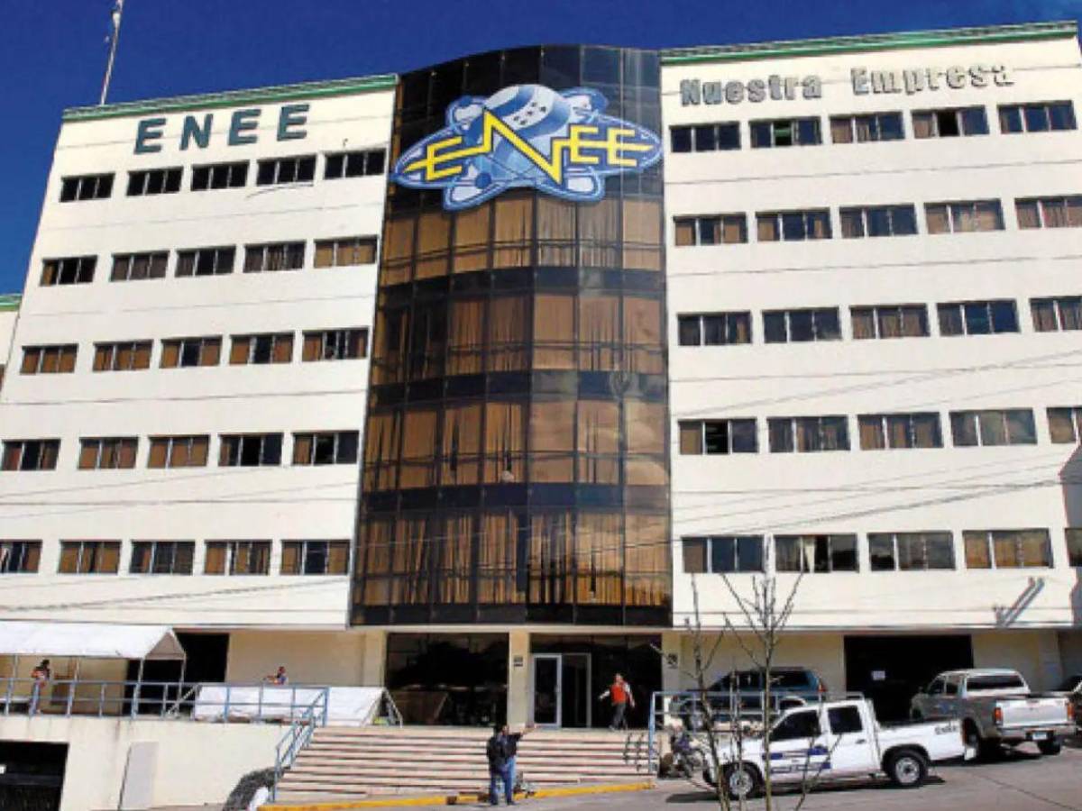 ¿Romper relaciones con China? 10 principales promesas de campaña de Nasry Asfura