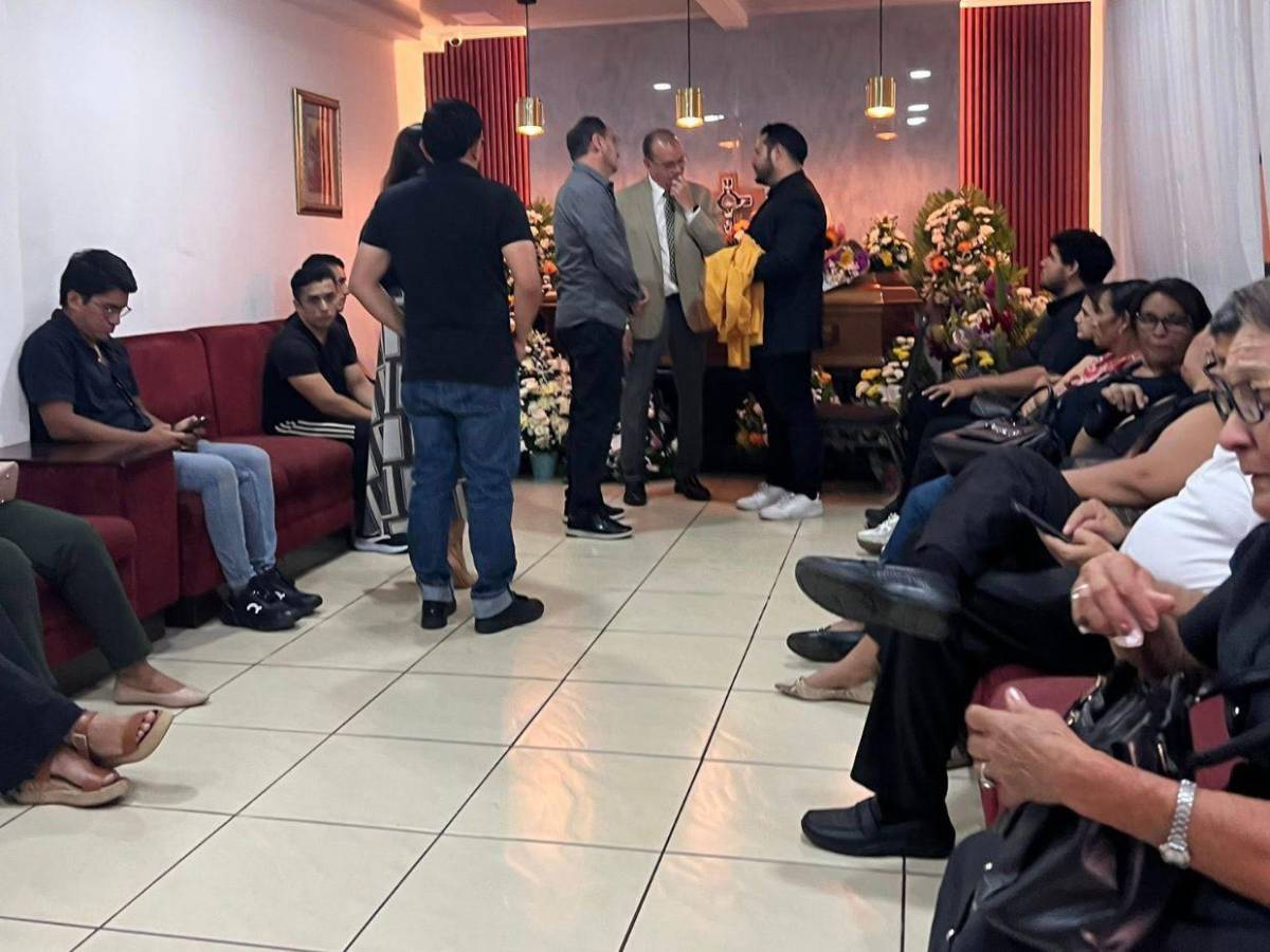 Queríamos que sobreviviera: El último adiós a la periodista Mariela Flores