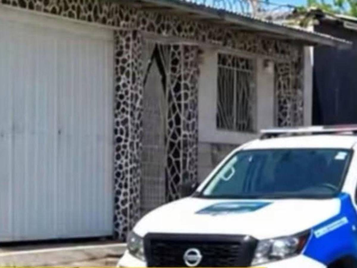 Su familia lo halló muerto en su casa con heridas de arma blanca: José González, catedrático de la UNAH