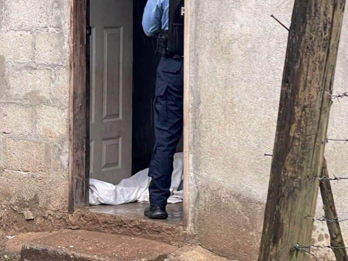 Hombres pidieron falsa ayuda mecánica al novio de Yeni Rivera; esto relató su pareja