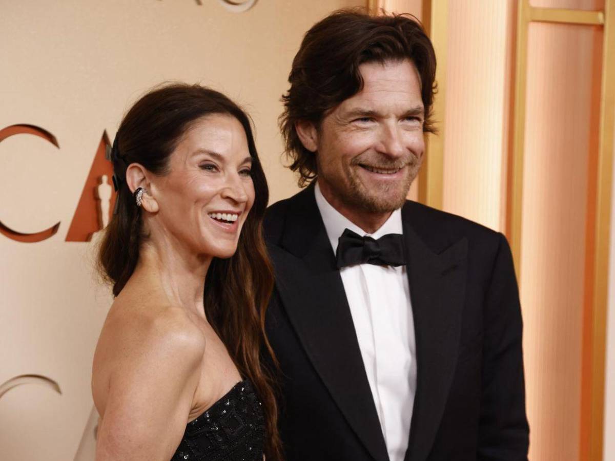 Las parejas que robaron miradas en la alfombra roja de los Oscar