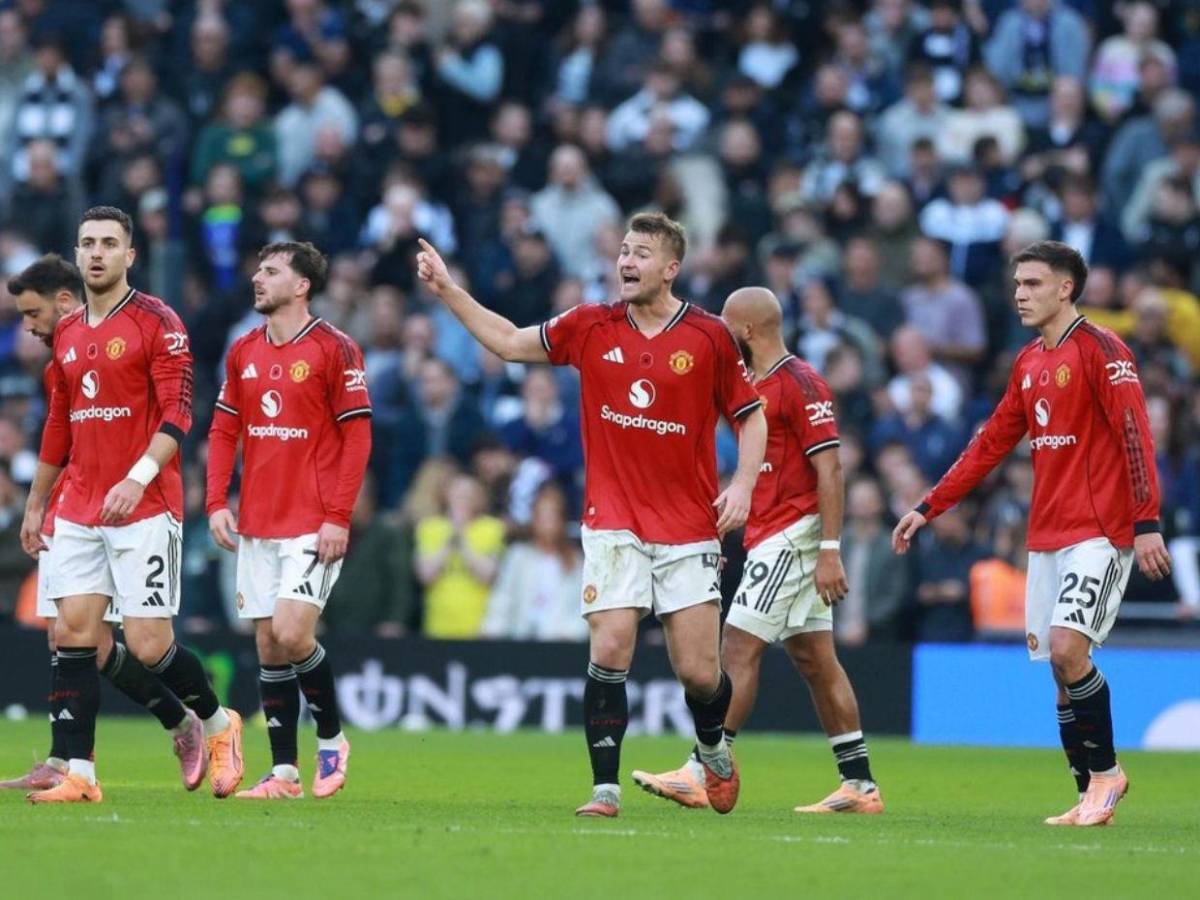 ¡Crisis sin fin! El Manchester United iguala sus peores números en 100 años