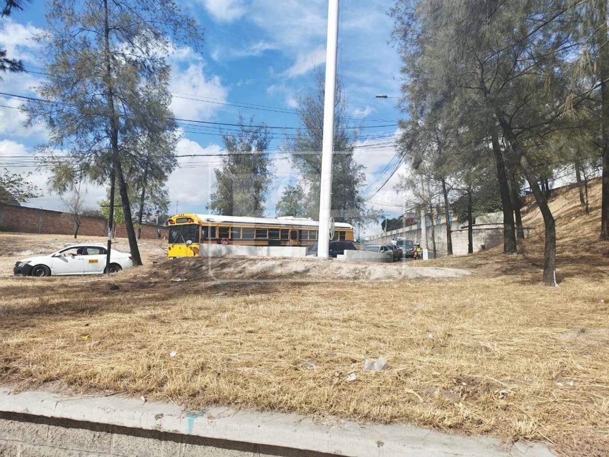 Largas filas por colisión en salida al sur esta mañana en la capital