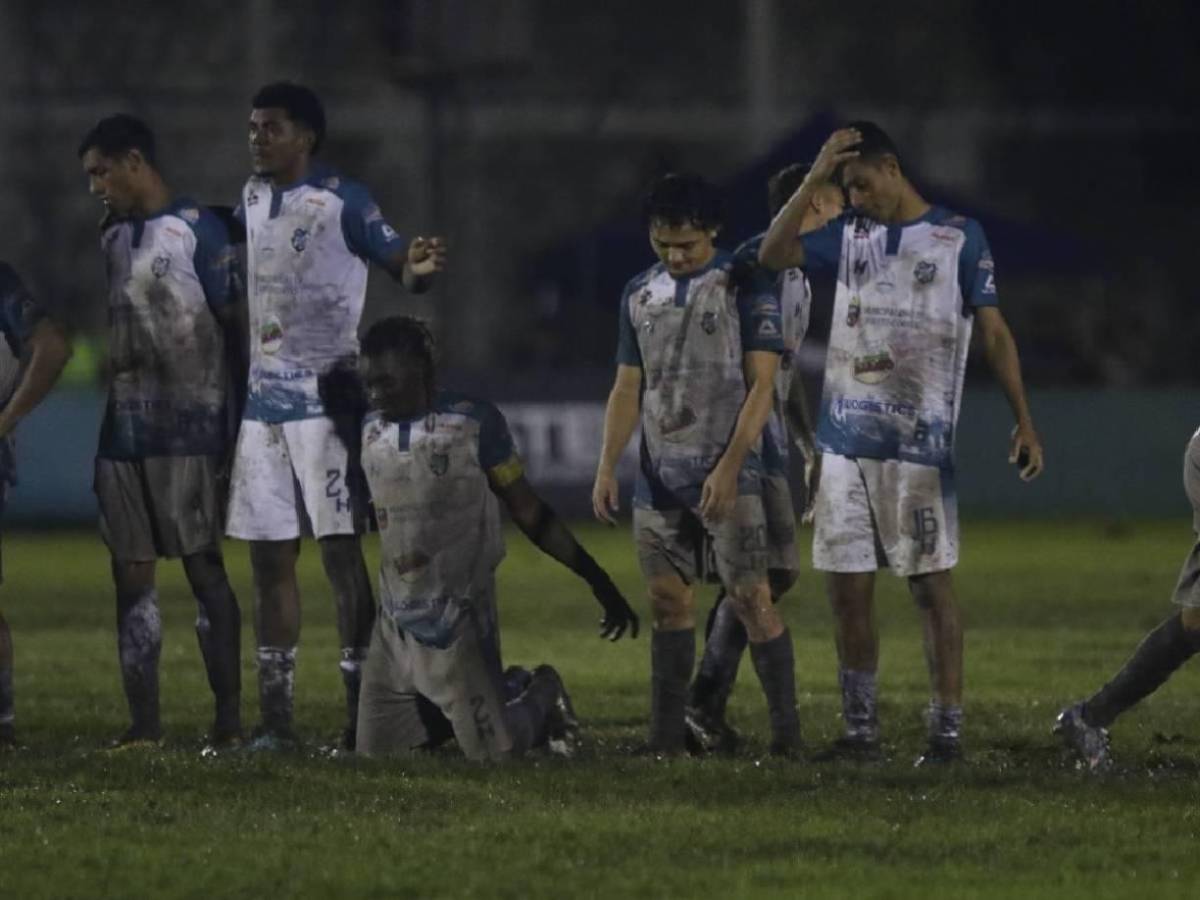 No se vio: Choloma de fiesta, Platense entre lágrimas e insólita jugada en final del ascenso
