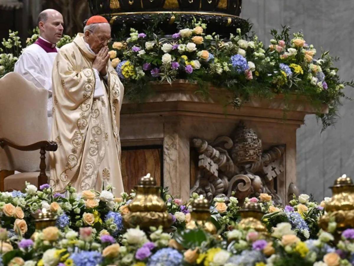 Giovanni Battista Re, el decano encargado del cónclave y el funeral del papa Francisco Giovanni Battista Re, el decano encargado del cónclave y el funeral del papa Francisco