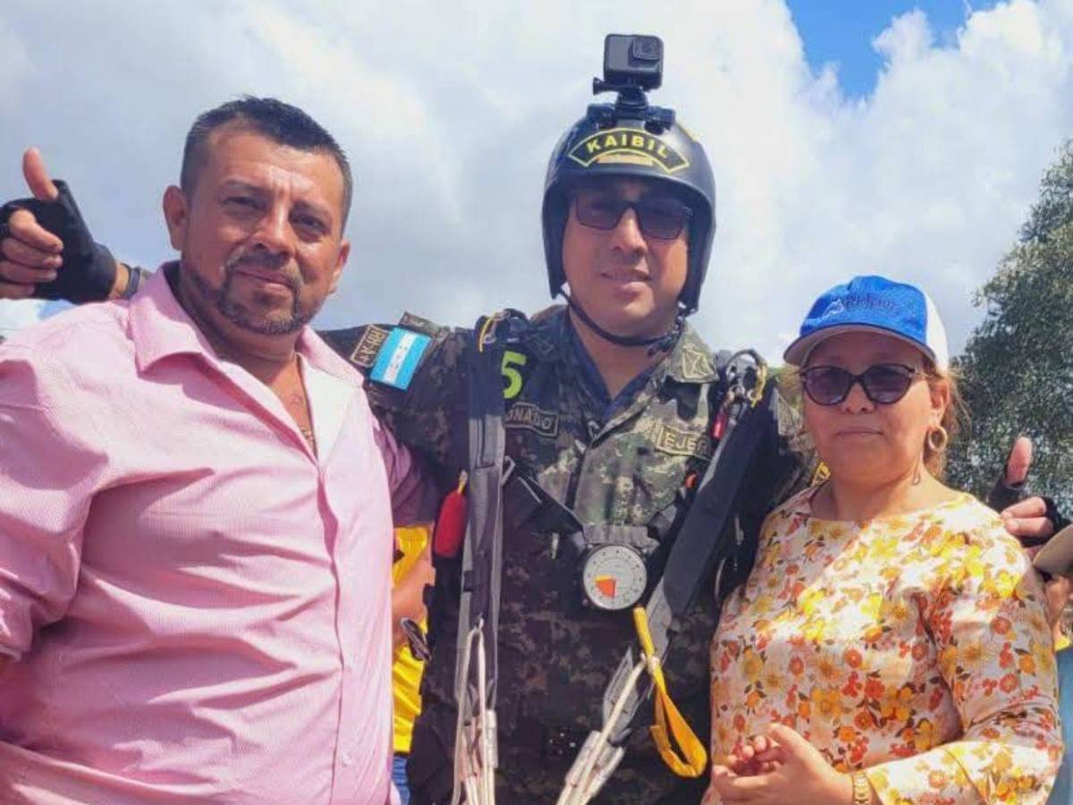 ¿Quién es Ever Maldonado, el paracaidista que se accidentó en los desfiles patrios?