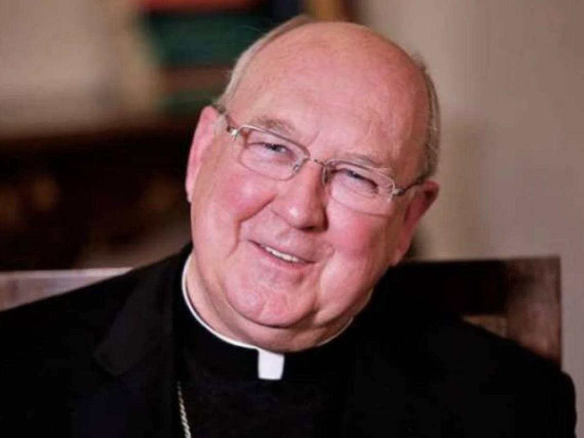 ¿Quién es Kevin Farrell, camarlengo encargado del Vaticano y pieza en la elección del nuevo papa?