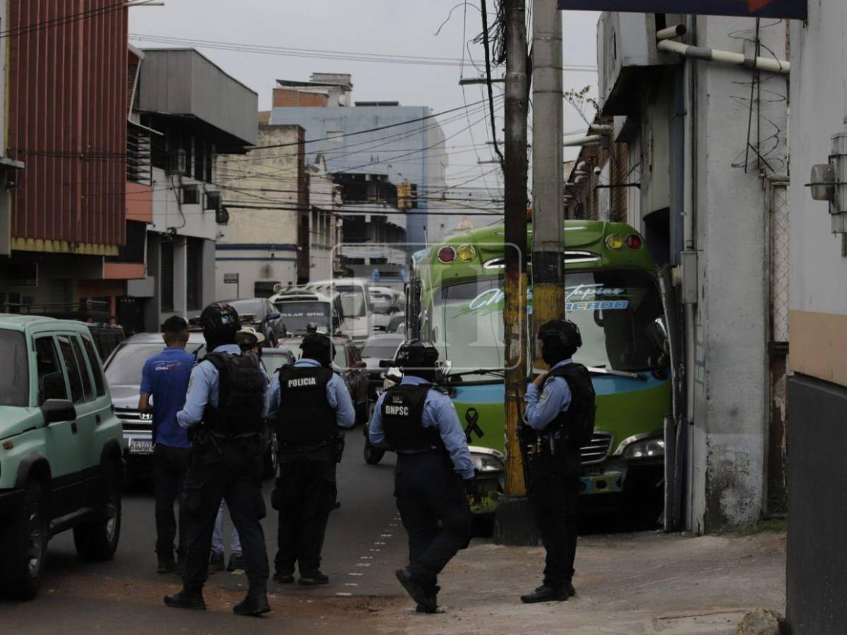 Cámaras de seguridad lo delatan: capturan a sospechoso de asesinar a conductor de bus de Mateo