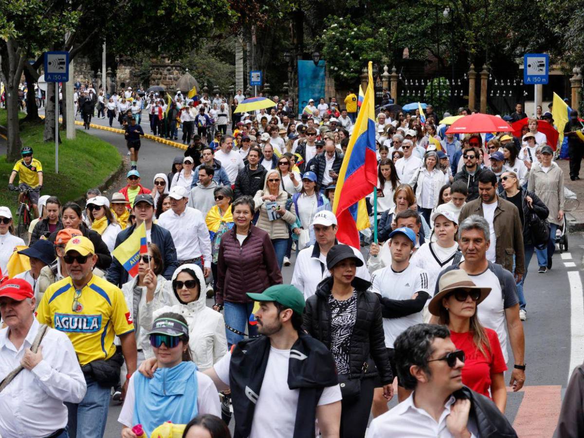 Colombia teme volver a los años más oscuros de violencia tras atentado contra Uribe Turbay