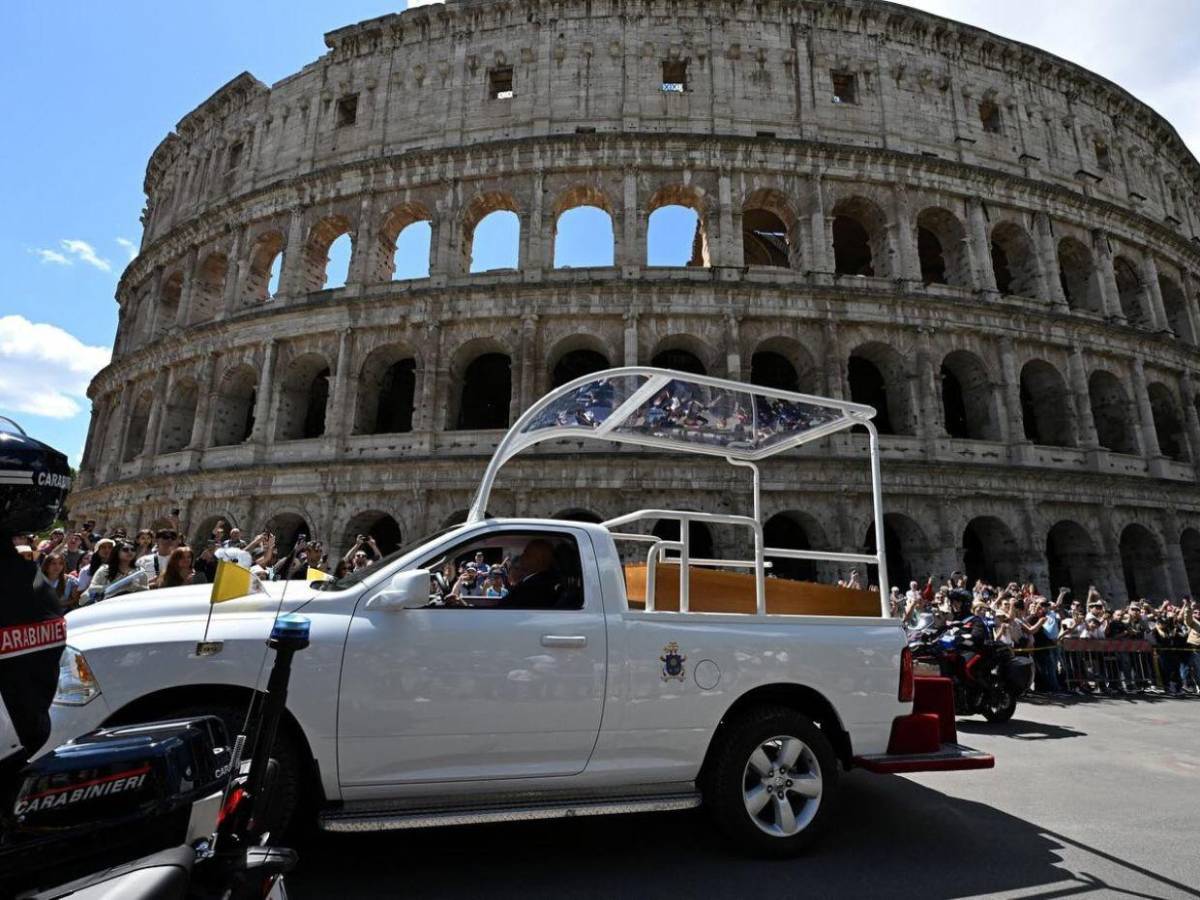 Francisco, el papa de los últimos: así fue su funeral entre poderosos y desfavorecidos​​​​​​