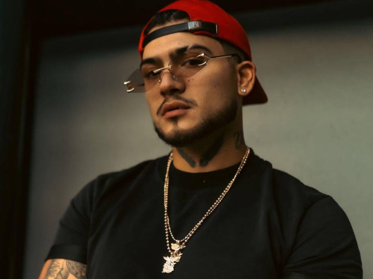 ¿Quién es B King, el cantante por el que Petro pide ayuda a Sheinbaum?