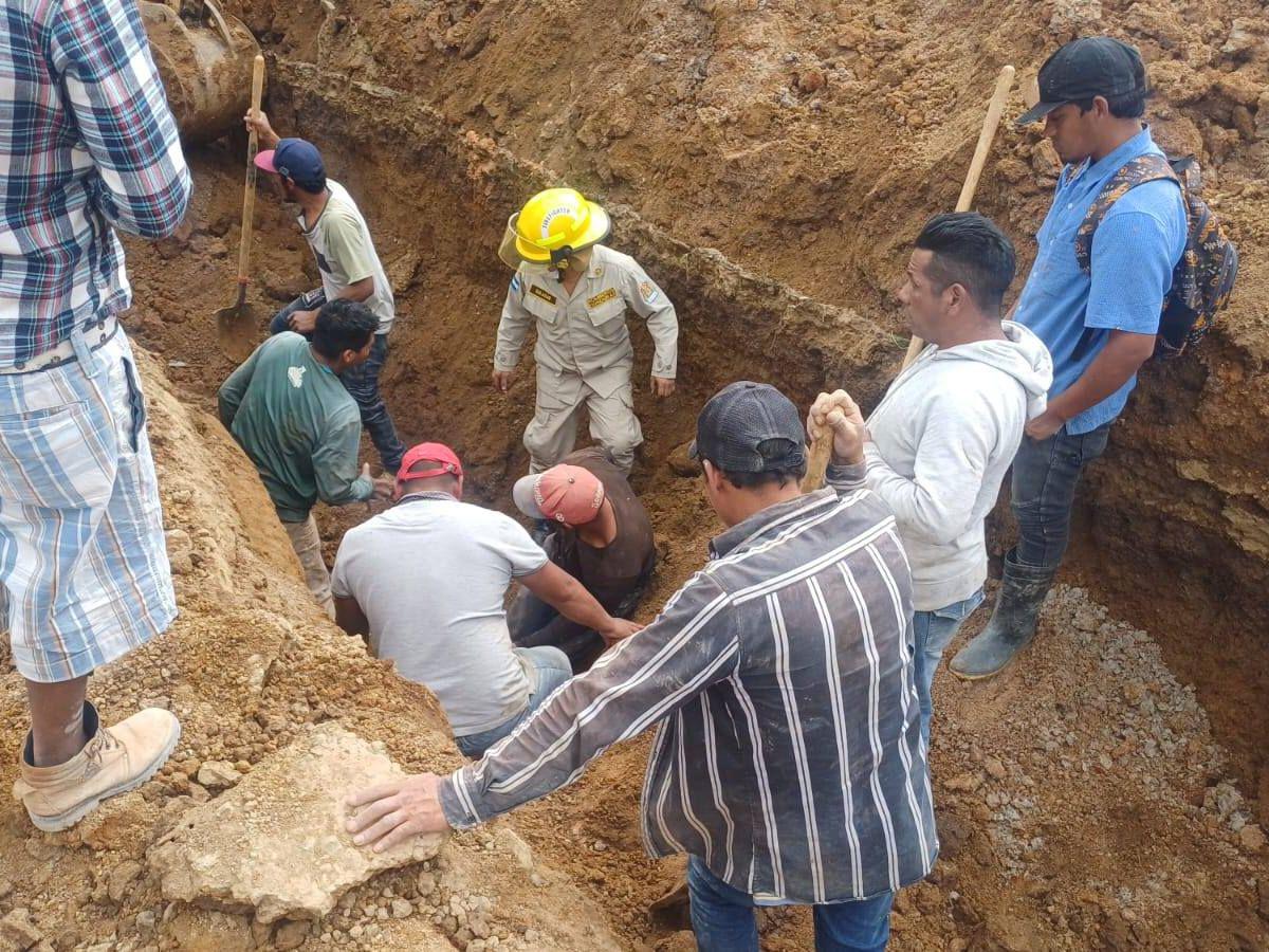 Alexis Vásquez murió soterrado mientras realizaba una excavación para una alcantarilla en Intibucá