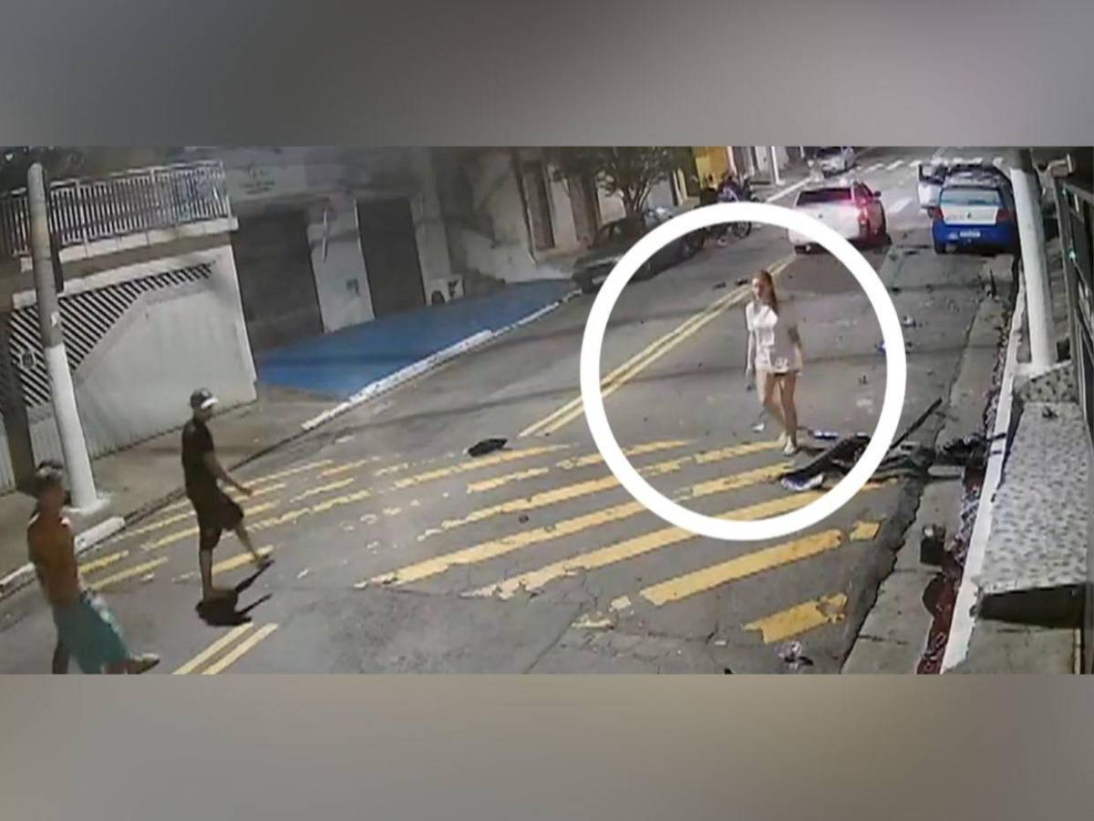 Joven atropella y mata a su prometido y amiga de él por celos en Brasil