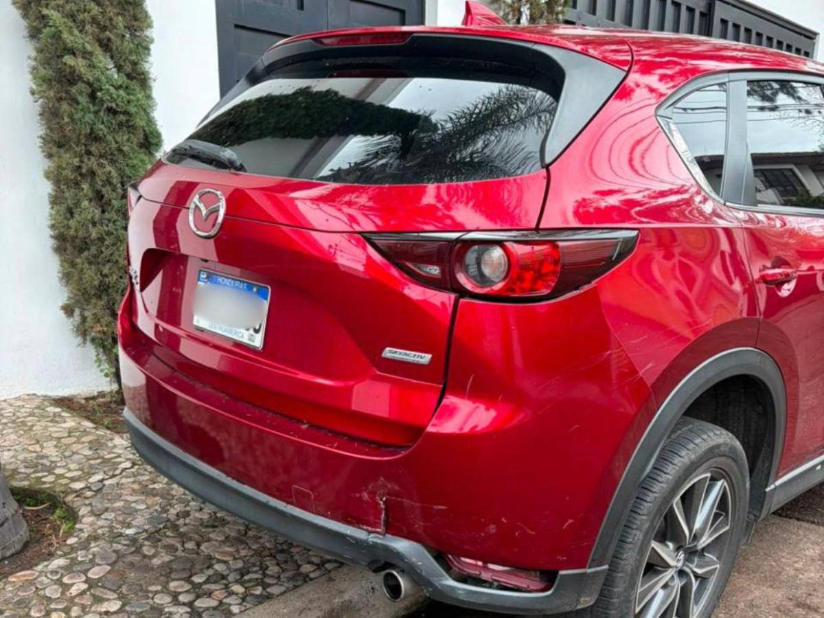 Tomó el carro de su vecino: detalles de mujer que chocó 13 carros y terminó en el Mario Mendoza