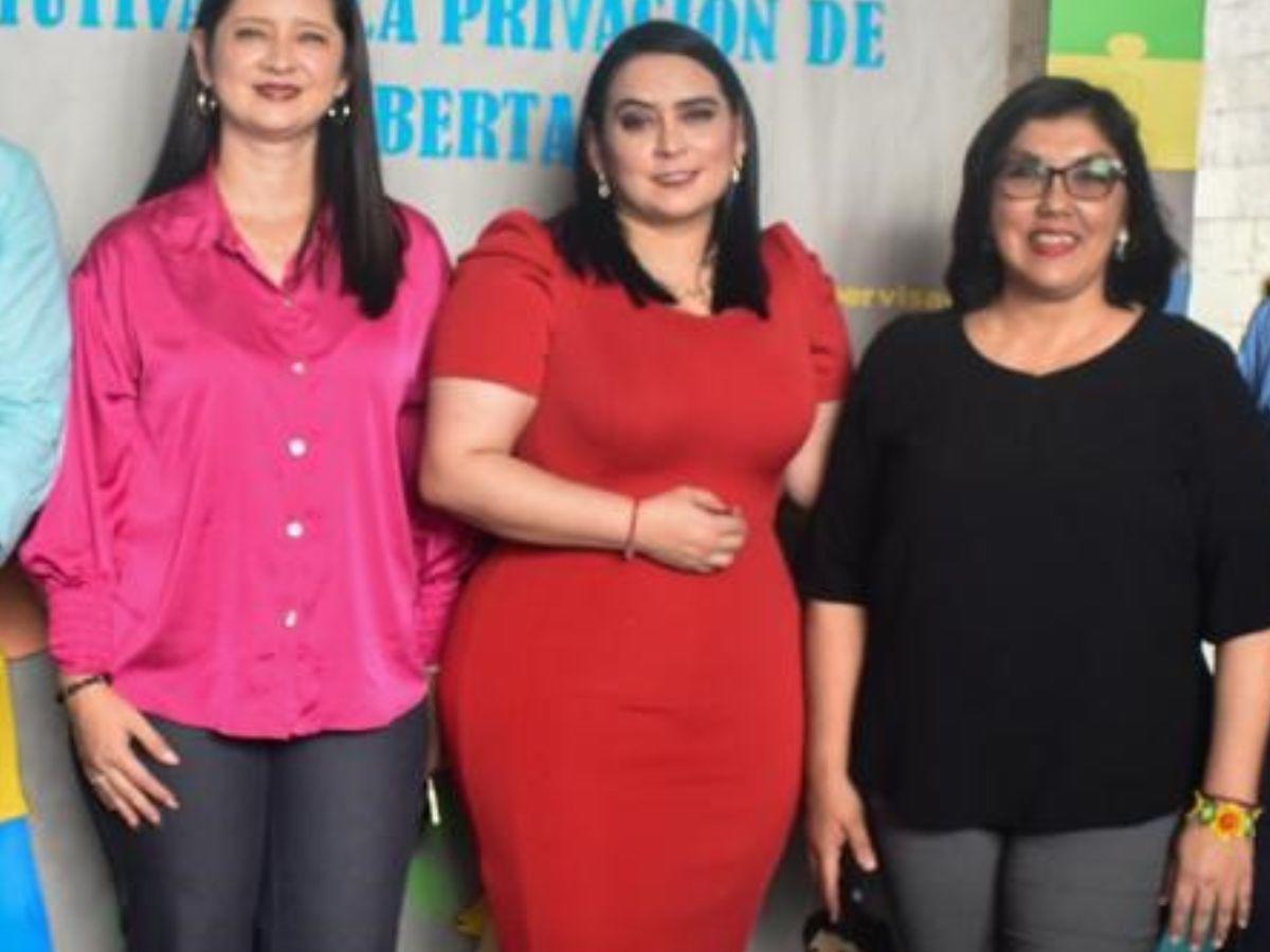 Contrató a su hija, padrastro y pareja: Ninfa Flores, exdirectora del INAMI acusada de fraude