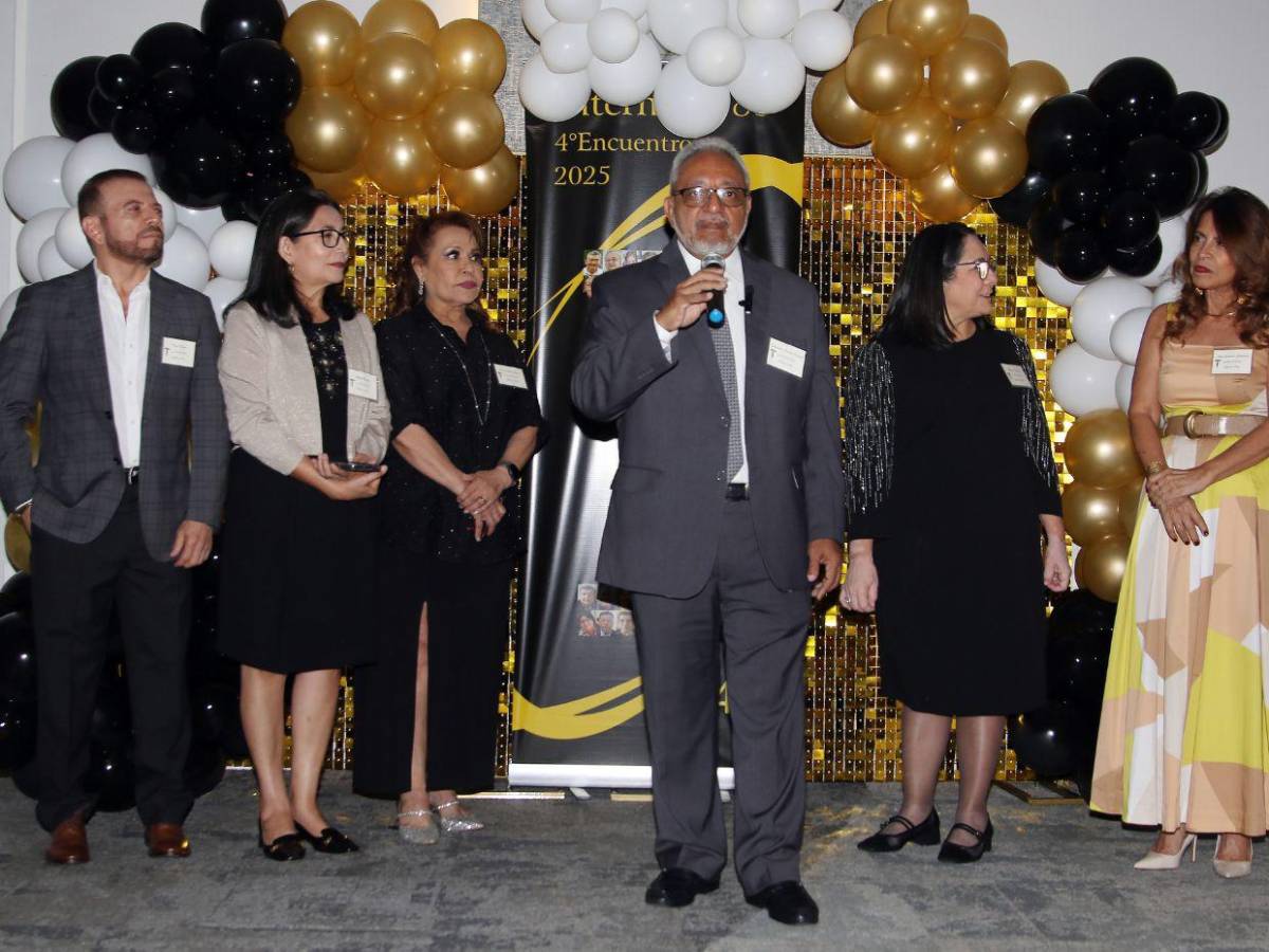 Generación 1983: Médicos internos celebra su 42º aniversario en Tegucigalpa Generación 1983: Médicos internos celebra su 42º aniversario en Tegucigalpa