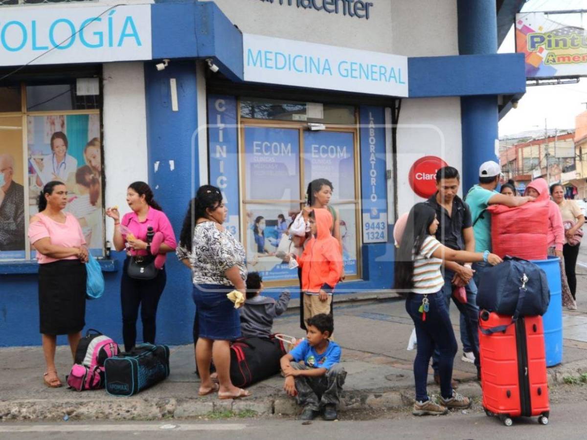 Veraneantes comienzan a salir de Tegucigalpa por la Semana Santa 2026
