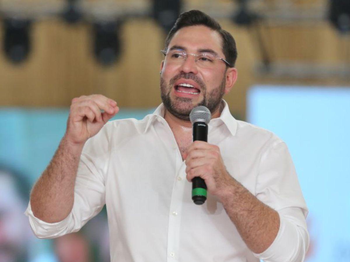 Jorge Cálix se reunirá este lunes con su equipo para definir ruta de su movimiento