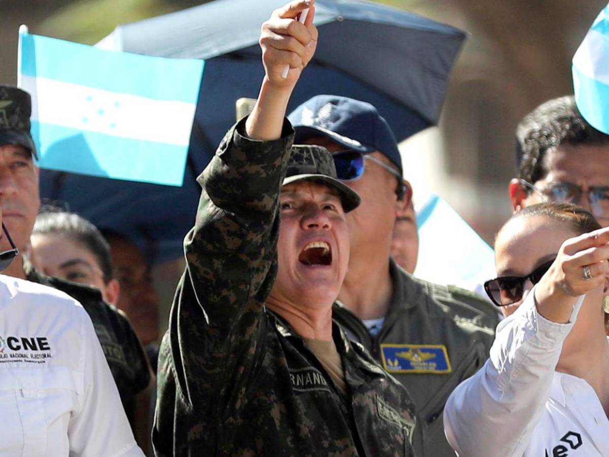 Denuncias de fraude, amenazas e injerencia militar:  Así avanza proceso electoral en Honduras