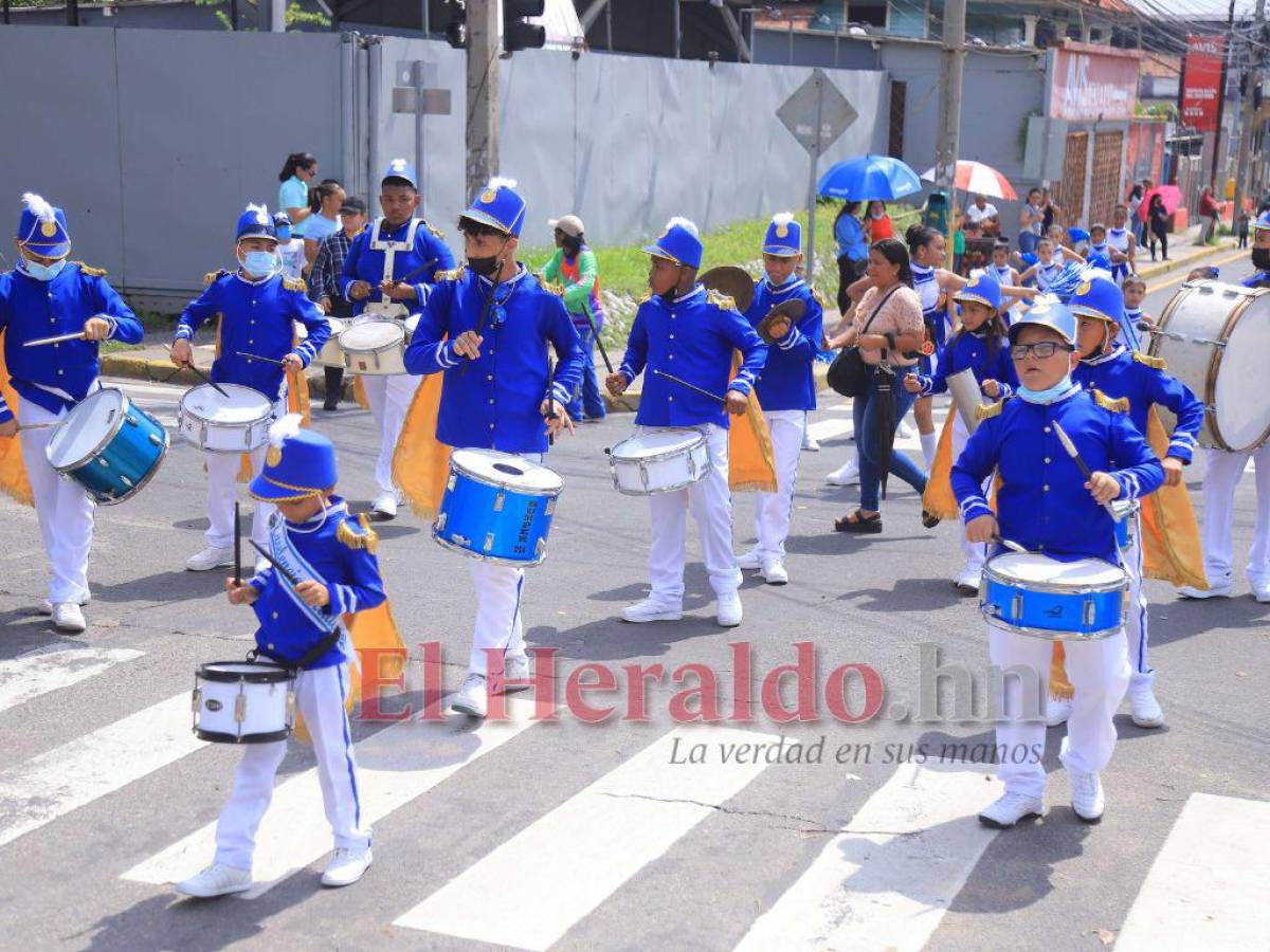 ¡Viva Honduras! Catrachos festejan la Independencia y retorno de los desfiles