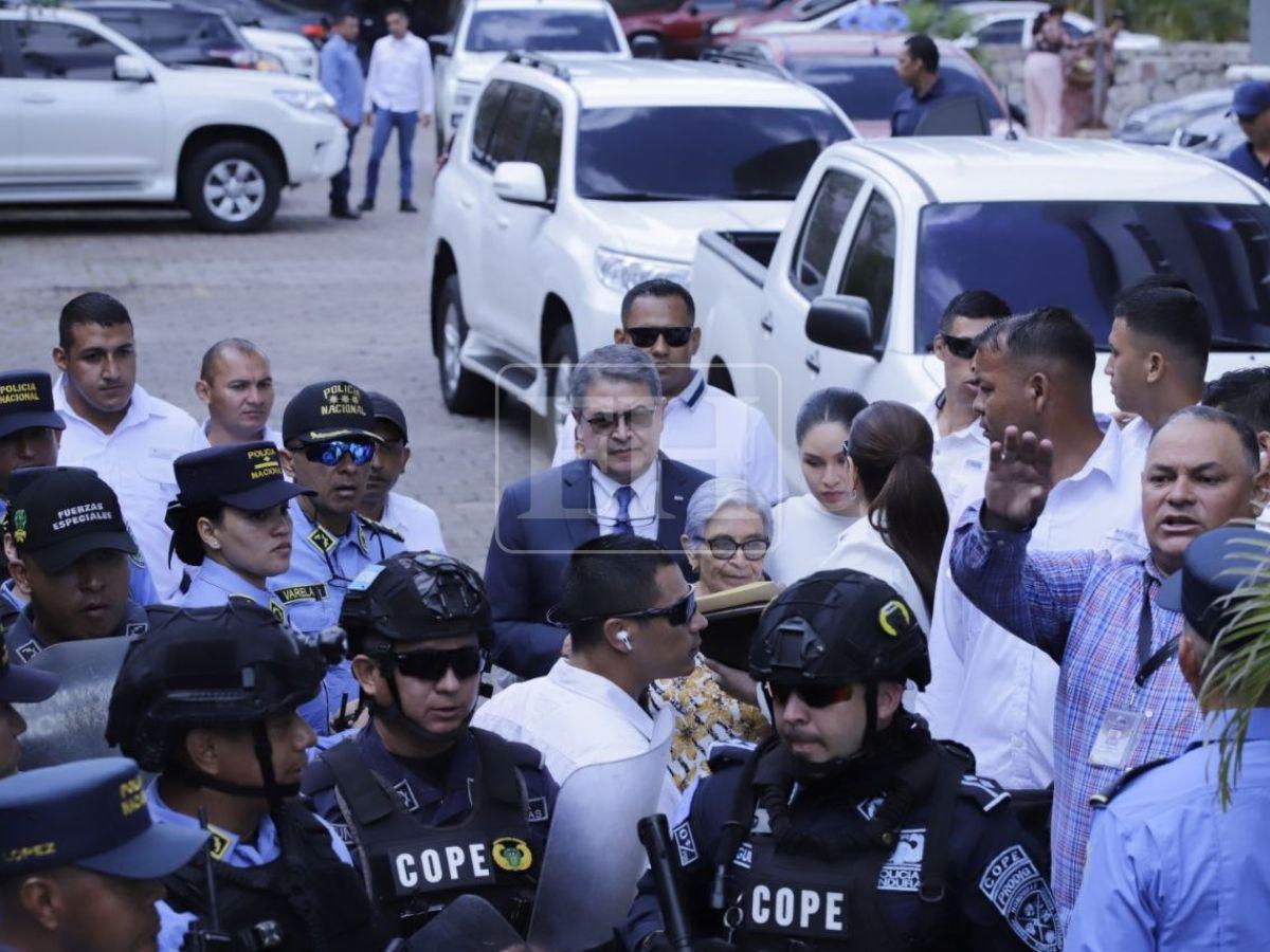 Acompañado de sus hijas, madre y esposa, JOH ingresó a la CSJ: Estoy aquí acompañado de mi familia