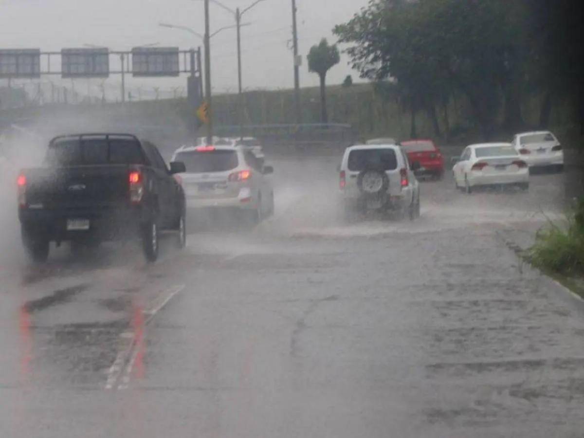 Foto satelital: Honduras bajo nubes de tormenta ¿En qué zonas habrá lluvias este fin de semana?