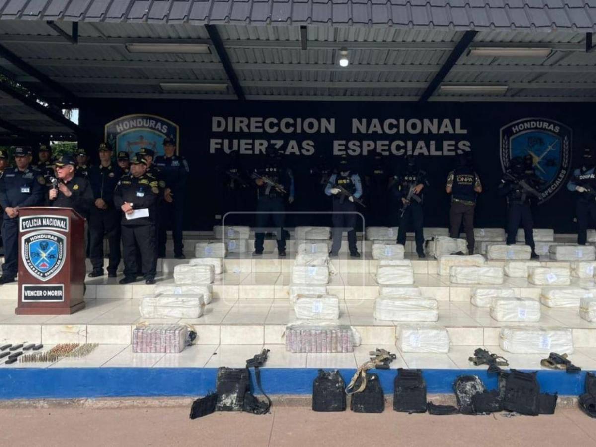Decomisan 1.2 toneladas de supuesta cocaína ocultas en una cisterna en El Progreso