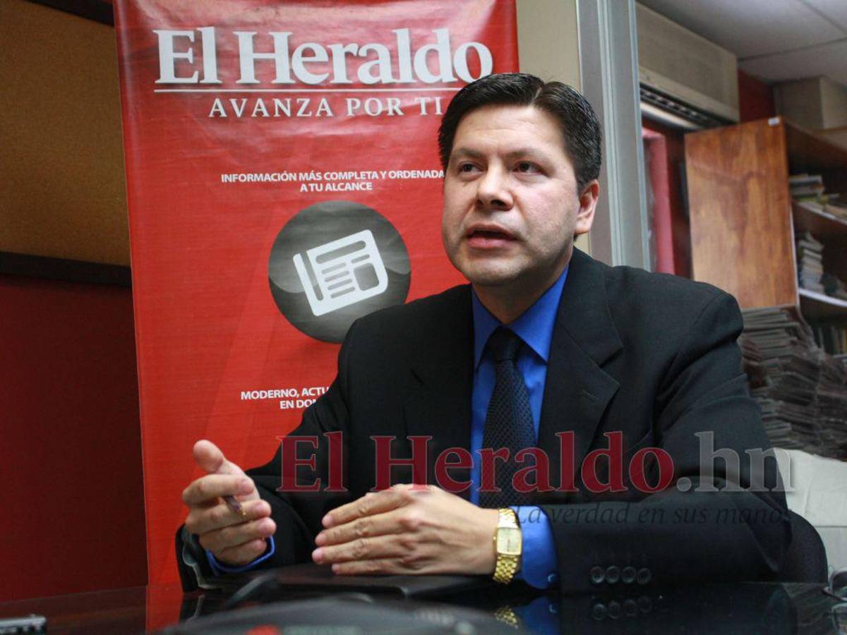 Graco Pérez, analista