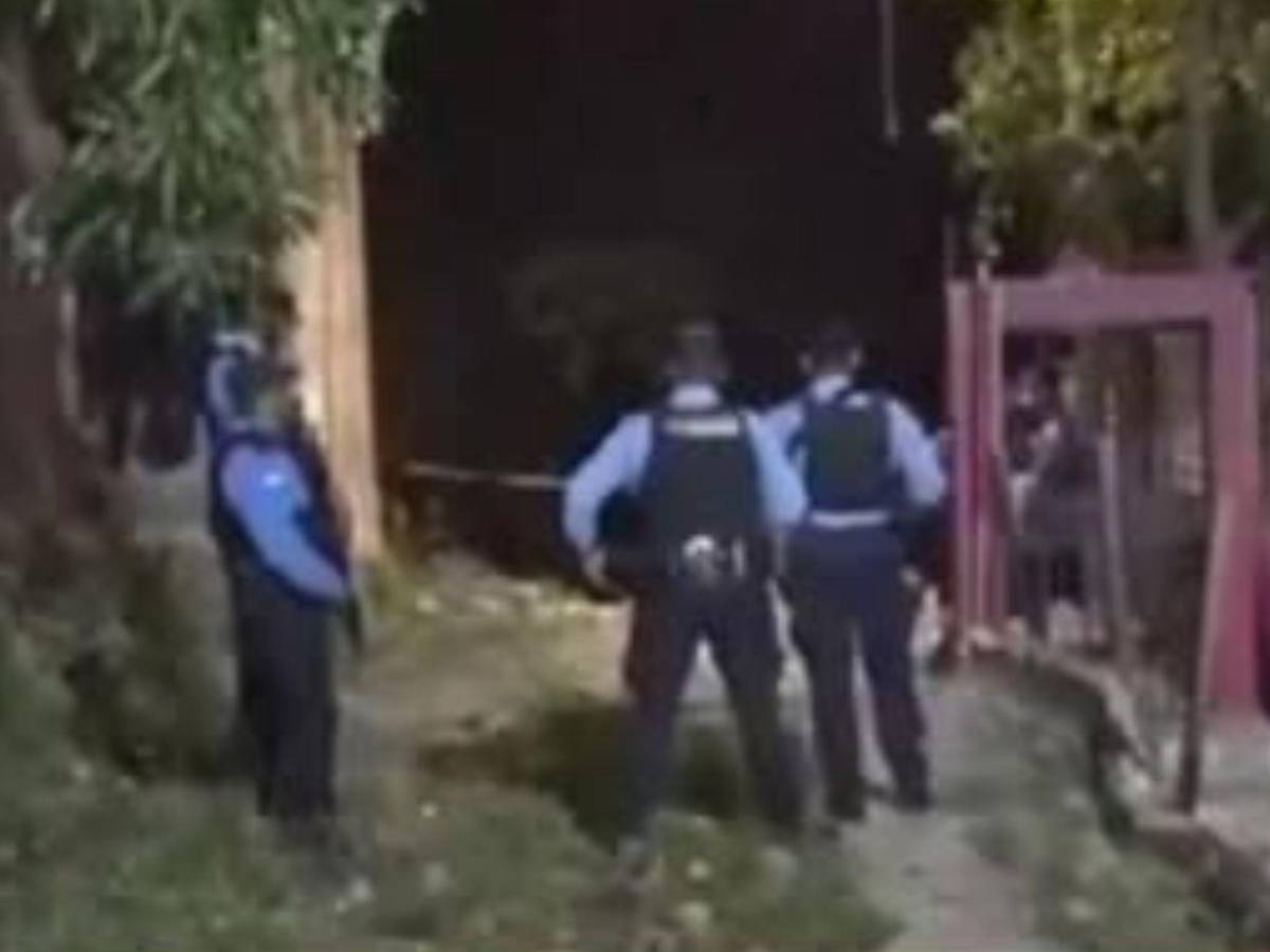 “Mejor me hubieran matado a mí”: madre tras asesinato de sus dos hijos en la Villa Nueva