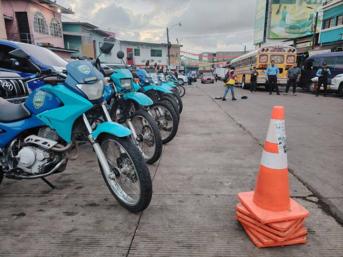 Operativo “Mercados Seguros” se lleva a cabo en 95 plazas comerciales a nivel nacional