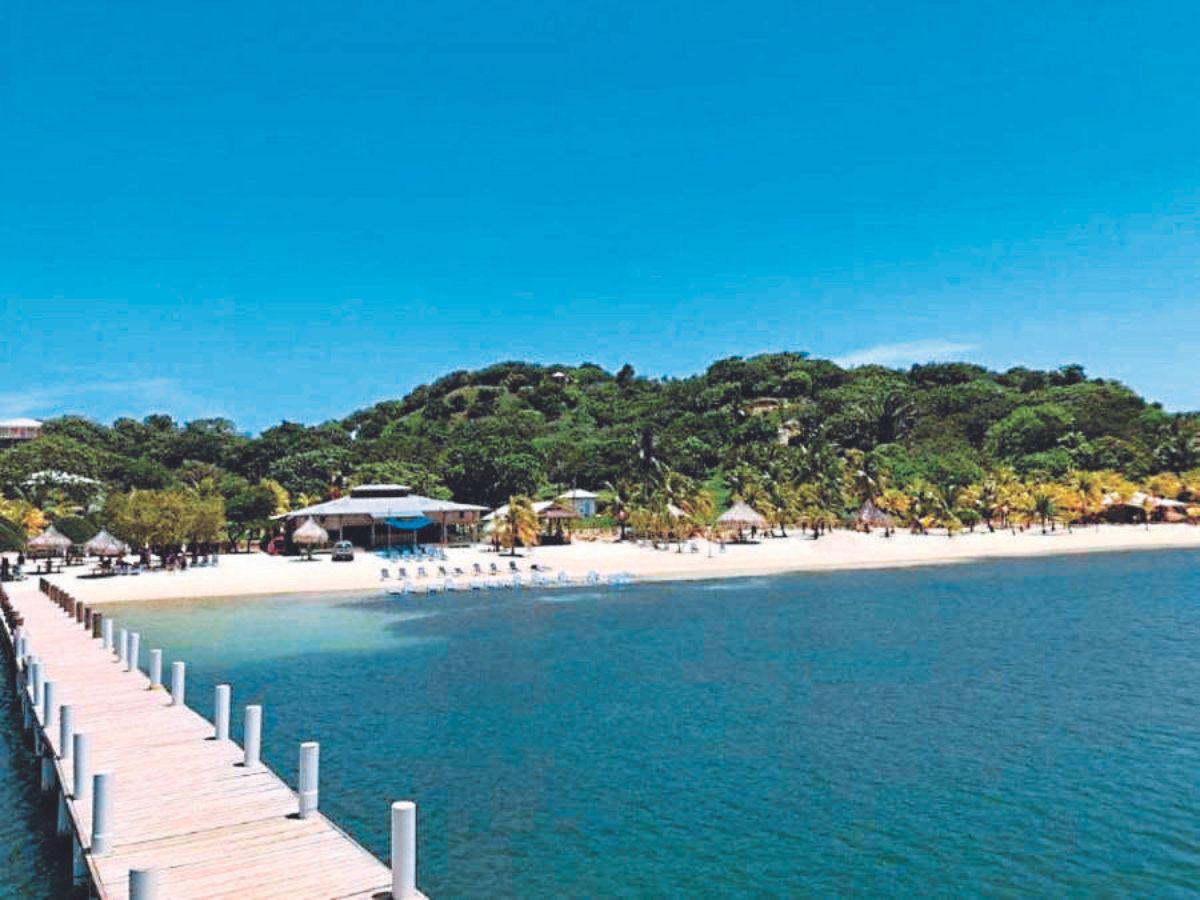 Fiscalía anticorrupción investiga venta irregular de resort en Roatán