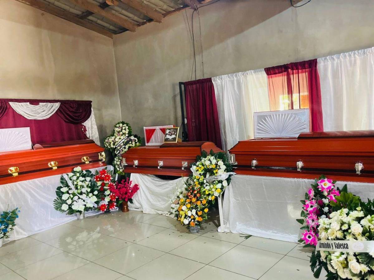 Velan a Saturnino, Cristina y Ruth, víctimas de accidente en carretera a Olancho