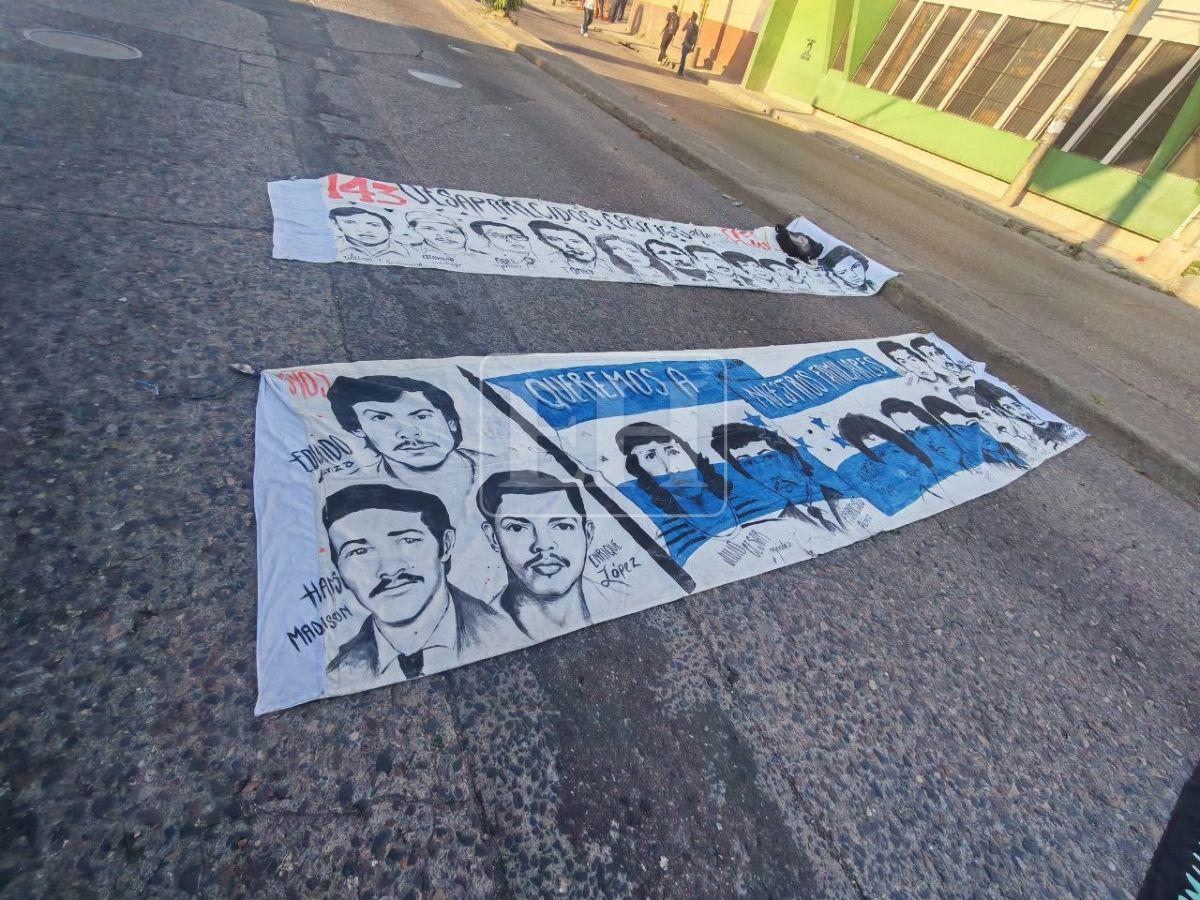 Con mantas y consignas, sindicatos listos para la gran marcha del 1 de mayo en Honduras