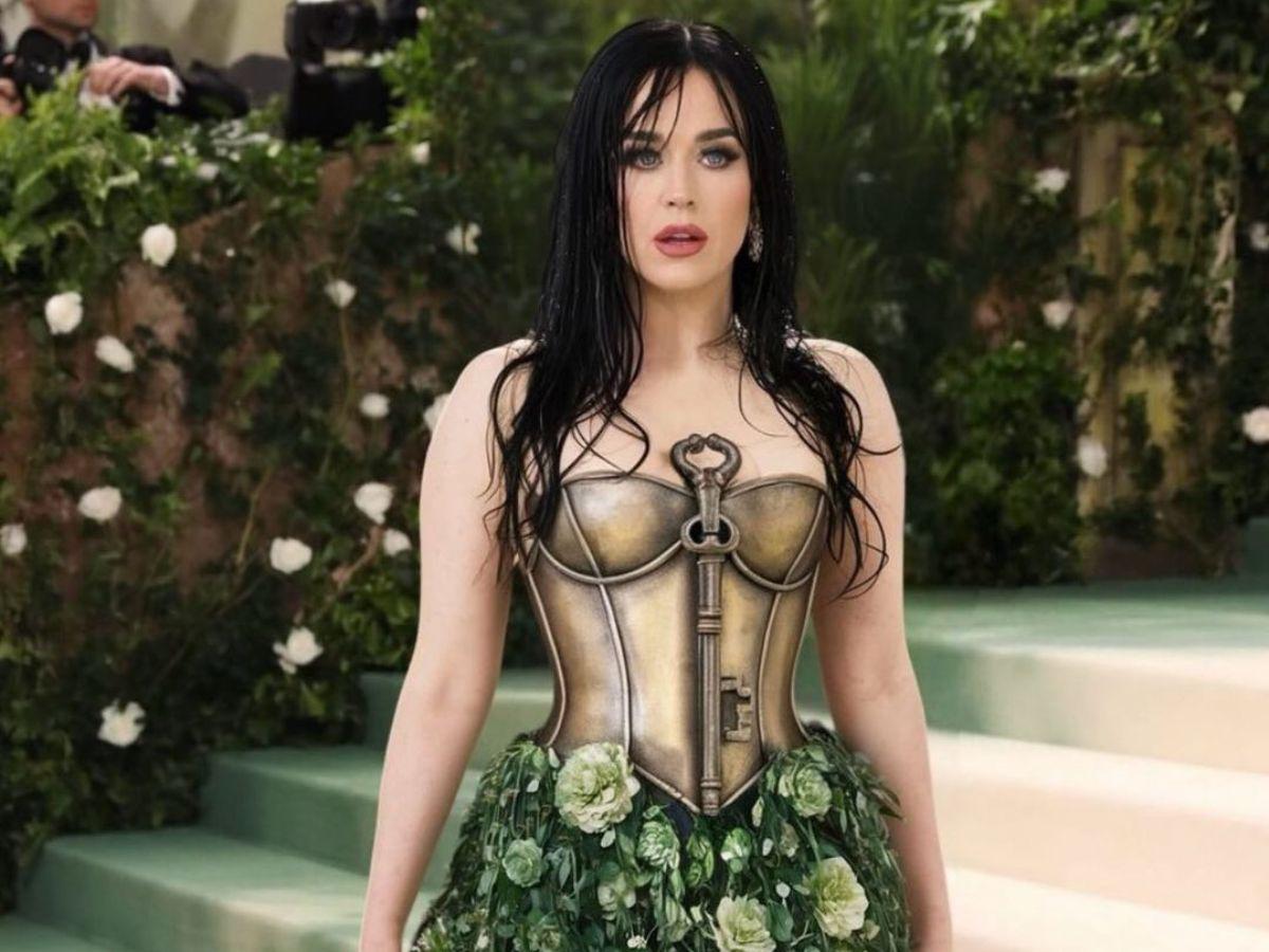 Katy Perry “asiste” a la Met Gala a través de la Inteligencia Artificial