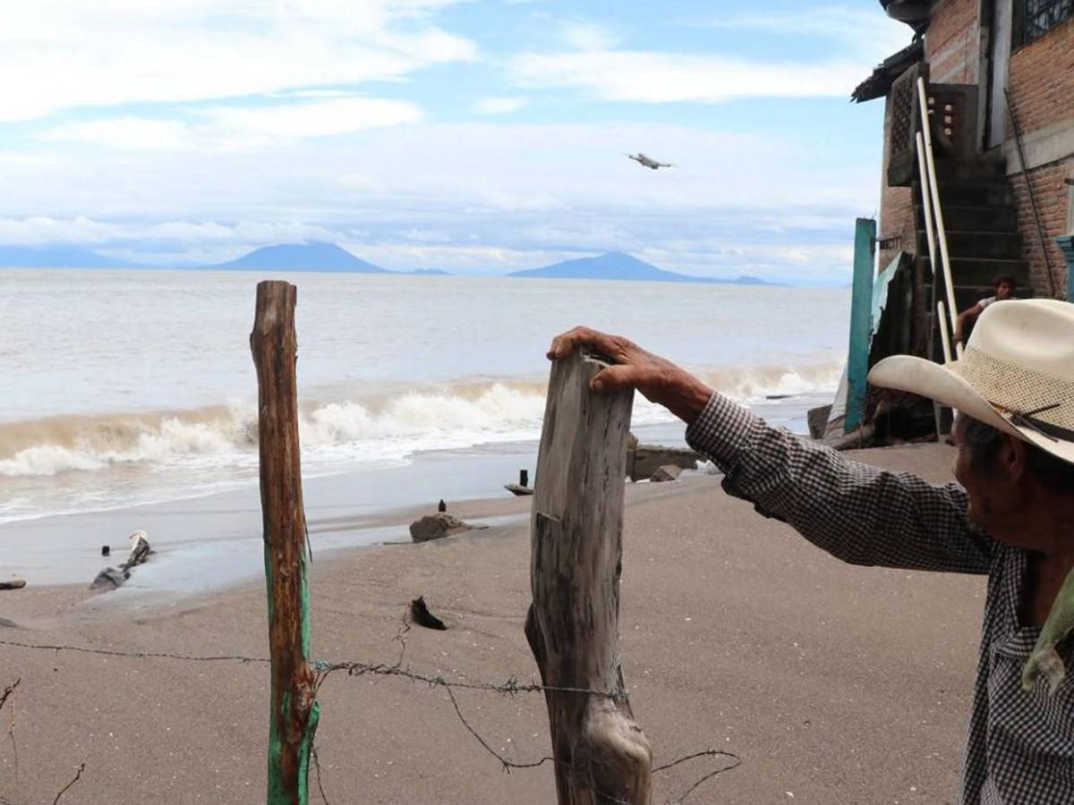 Las imágenes que deja el fuerte oleaje registrado en Cedeño por tormenta Cristina