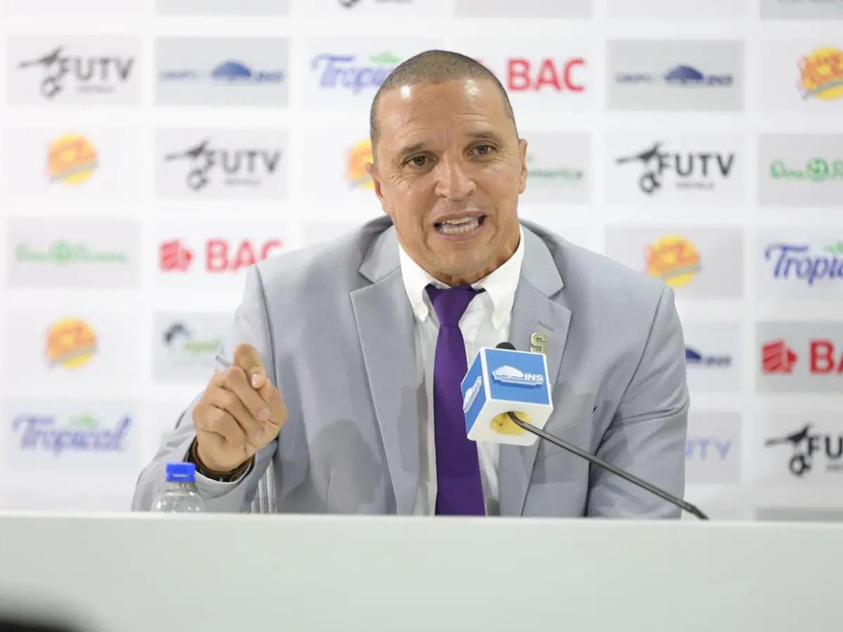 Fichajes Honduras: Olimpia negocia con DT y tiene dos altas; Motagua con una baja