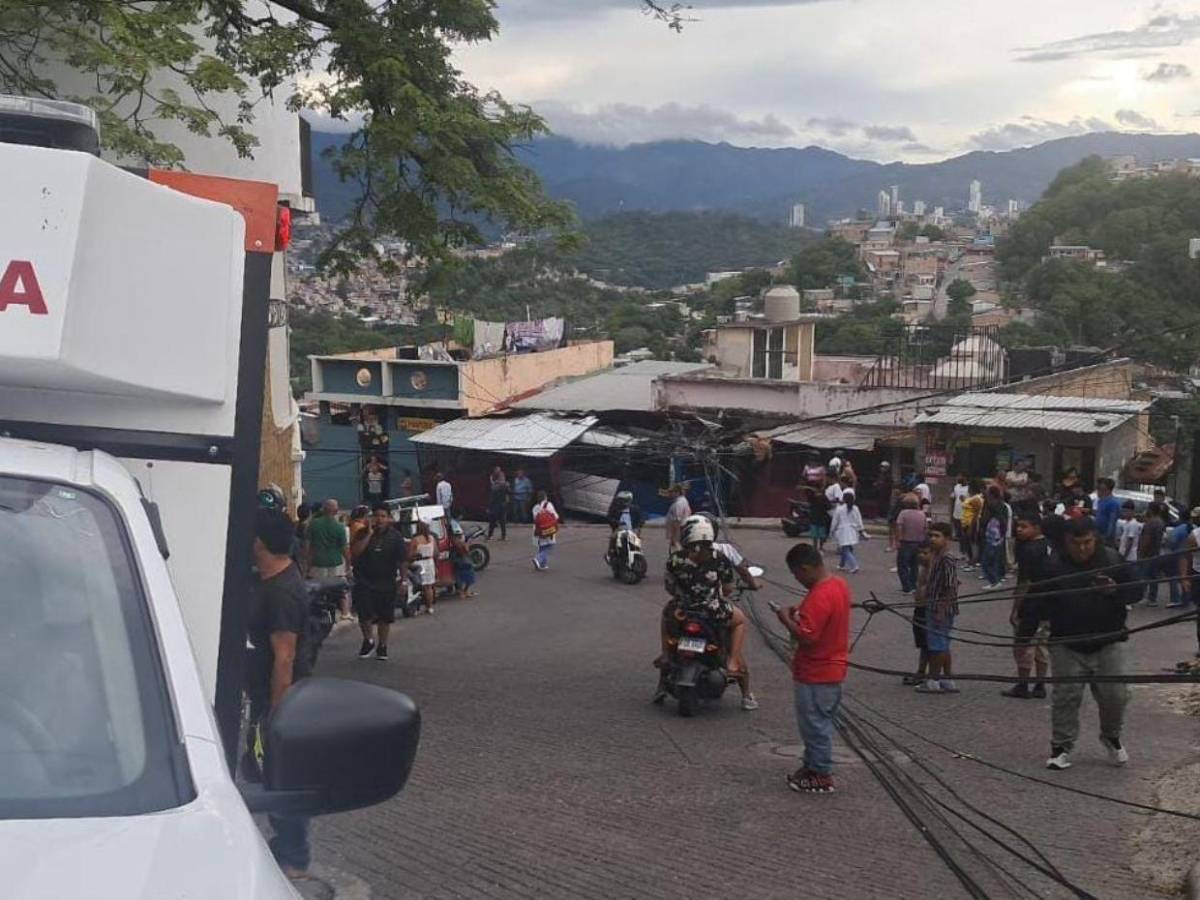 Rapidito se estrella contra una casa dejando varios heridos en colonia San Francisco